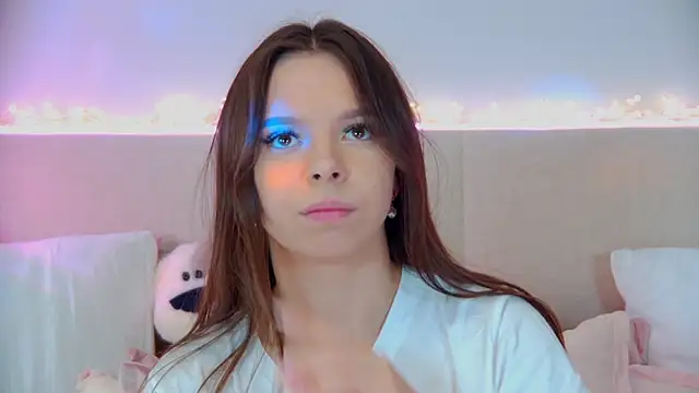 ElisabethDavis online show from 7, 3, 2025