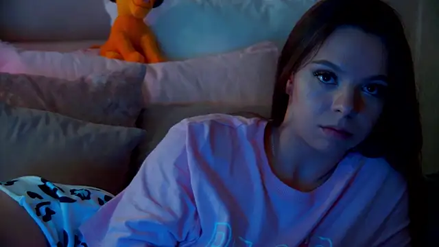 ElisabethDavis online show from 16, 3, 2025