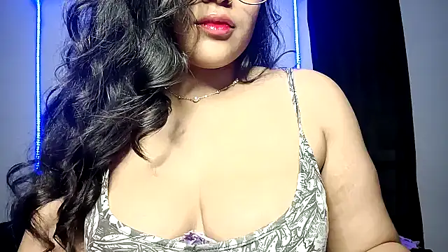 Snapshot of Lucy_kanne chatting on 28, 12, 2024 Lucy kanne online show from 28, 12, 2024