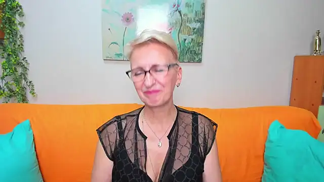 iamyourdream89 online show from 13, 12, 2025