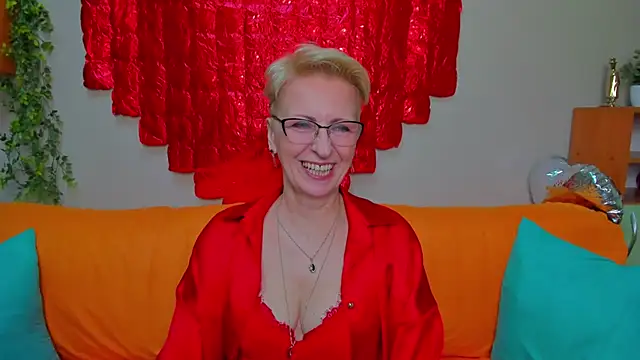 Snapshot of iamyourdream89 chatting on 14, 2, 2026 iamyourdream89 online show from 14, 2, 2026