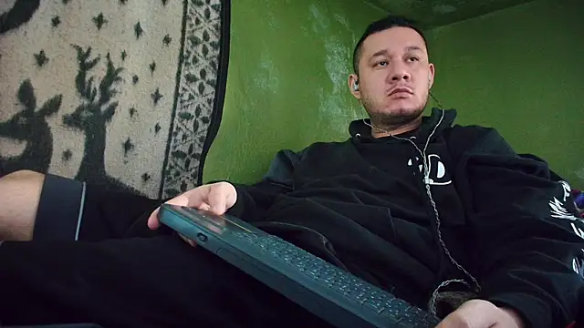 sweet cock28 online show from 17, 3, 2025