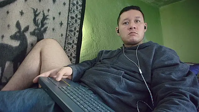 sweet cock28 online show from 24, 2, 2026