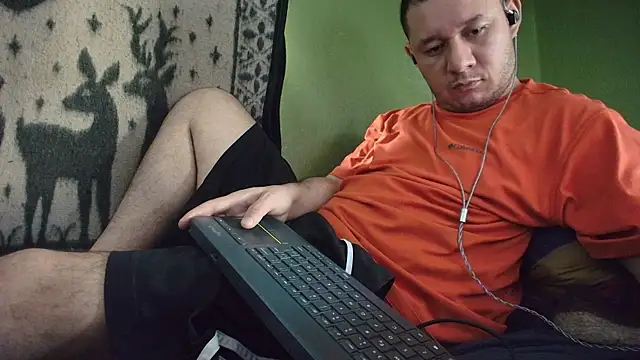 Snapshot of sweet_cock28 chatting on 19, 6, 2026 sweet cock28 online show from 19, 6, 2026