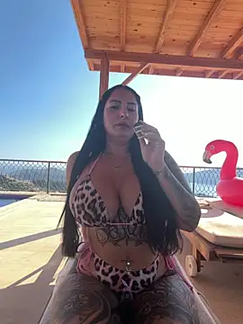 Snapshot of Mia-Bremer chatting on 14, 6, 2026 Mia-Bremer online show from 14, 6, 2026