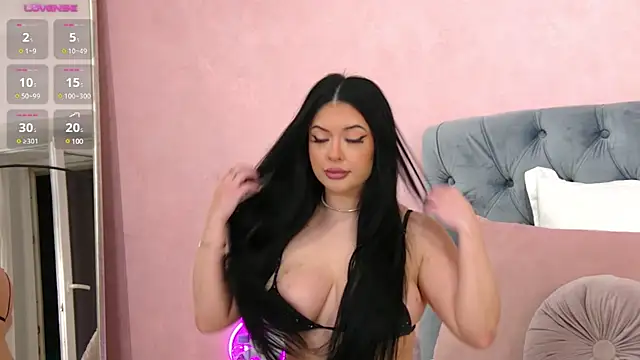 EdithOliviere online show from 1, 2, 2025