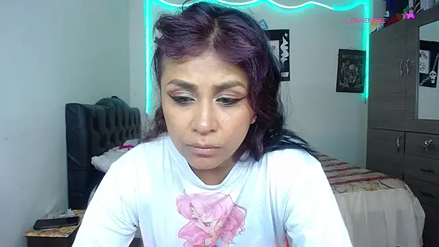 pinky violeta online show from 6, 4, 2026