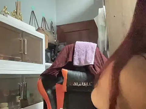 UrLove Marga online show from 17, 11, 2025