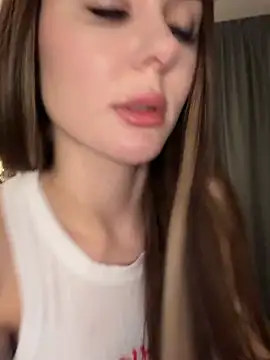 Alina Vibe Me online show from 1, 3, 2026