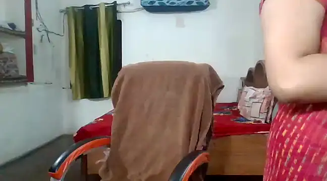 Cute Mahi22 online show from 18, 3, 2025