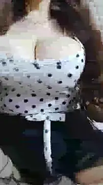 Snapshot of Lamis1 chatting on 17, 1, 2025 Lamis1 online show from 17, 1, 2025