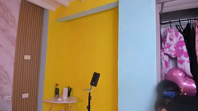 Megan blue7 online show from 11, 9, 2025