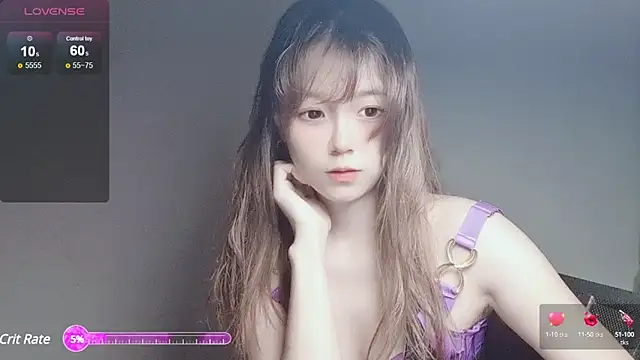 VaerySaenz online show from 5, 1, 2025