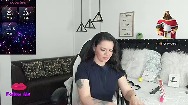 natasha logan  online show from 28, 1, 2025