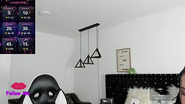 natasha logan  online show from 4, 2, 2025