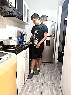 catire2323 online show from 6, 12, 2024