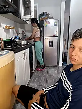 catire2323 online show from 7, 12, 2024