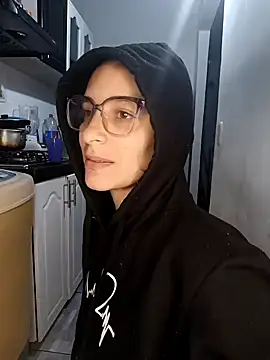 catire2323 online show from 24, 1, 2025