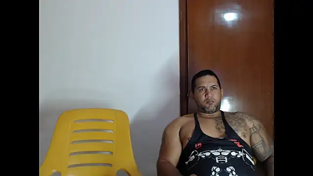 Snapshot of lover_1994 chatting on 15, 7, 2026 lover 1994 online show from 15, 7, 2026