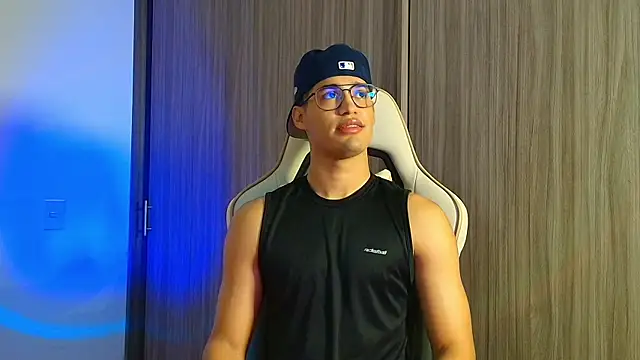 Jimmy Leeh  online show from 21, 11, 2025