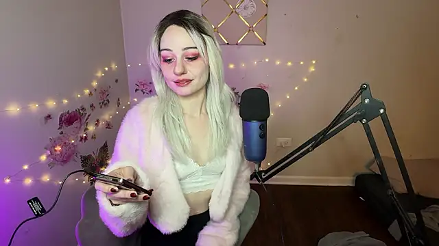 Starr1123 online show from 4, 2, 2026