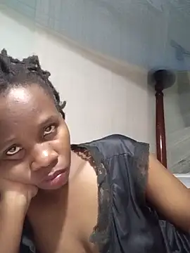 Queentesi online show from 28, 2, 2025