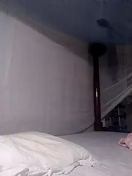 Queentesi online show from 2, 3, 2025