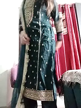 Snapshot of Noor_Darliing chatting on 17, 4, 2026 Noor Darliing online show from 17, 4, 2026
