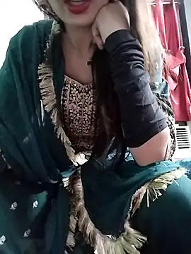 Snapshot of Noor_Darliing chatting on 4, 5, 2026 Noor Darliing online show from 4, 5, 2026