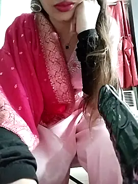 Snapshot of Noor_Darliing chatting on 14, 7, 2026 Noor Darliing online show from 14, 7, 2026
