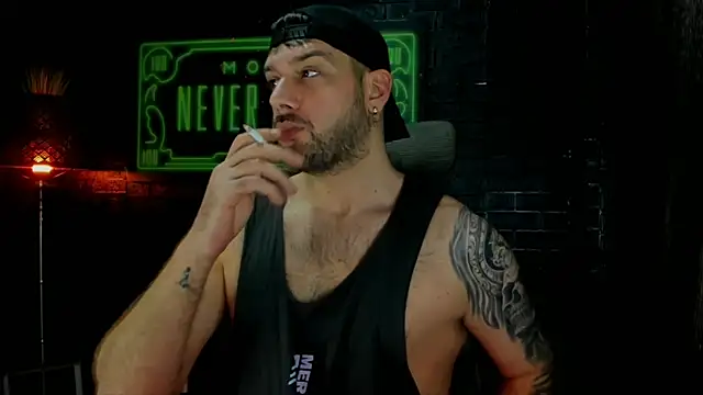 Snapshot of LexXHardy chatting on 6, 2, 2025 LexXHardy online show from 6, 2, 2025