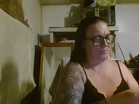 Snapshot of SimoneMoore chatting on 24, 3, 2026 SimoneMoore online show from 24, 3, 2026