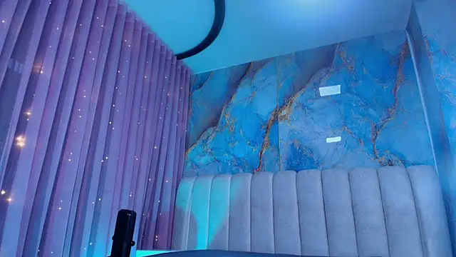  sex mia online show from 8, 4, 2026