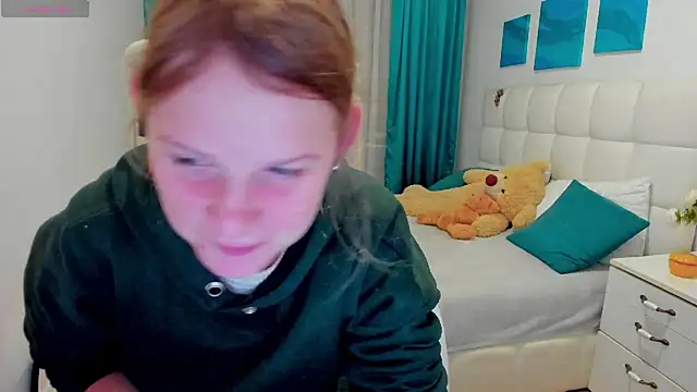 Kathlyn  Heath online show from 26, 1, 2025