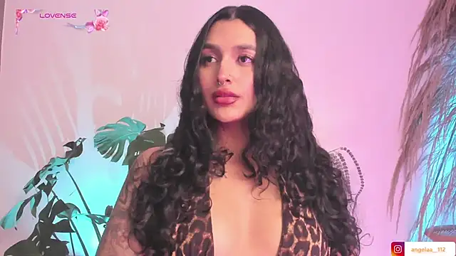 Snapshot of Anngel_1 chatting on 21, 10, 2025 Anngel 1 online show from 21, 10, 2025