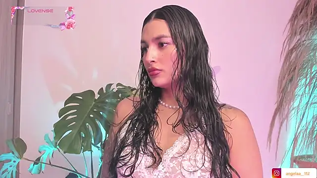 Snapshot of Anngel_1 chatting on 30, 10, 2025 Anngel 1 online show from 30, 10, 2025