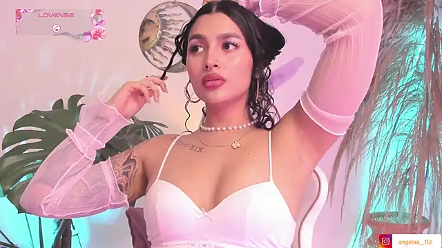 Snapshot of Anngel_1 chatting on 7, 11, 2025 Anngel 1 online show from 7, 11, 2025