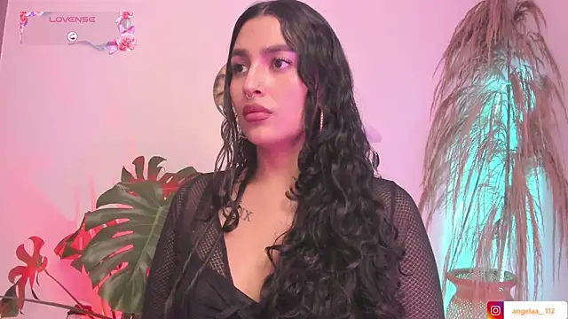 Snapshot of Anngel_1 chatting on 28, 11, 2025 Anngel 1 online show from 28, 11, 2025