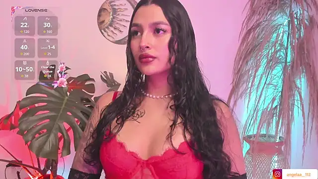 Snapshot of Anngel_1 chatting on 4, 12, 2025 Anngel 1 online show from 4, 12, 2025