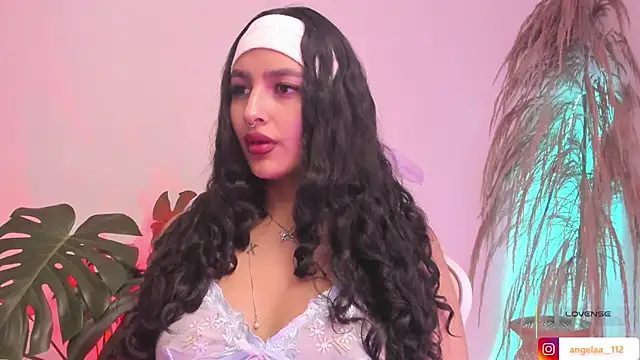 Snapshot of Anngel_1 chatting on 16, 12, 2025 Anngel 1 online show from 16, 12, 2025