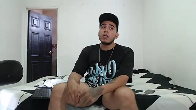 Snapshot of Sofiafuck20 chatting on 19, 3, 2025 Sofiafuck20 online show from 19, 3, 2025