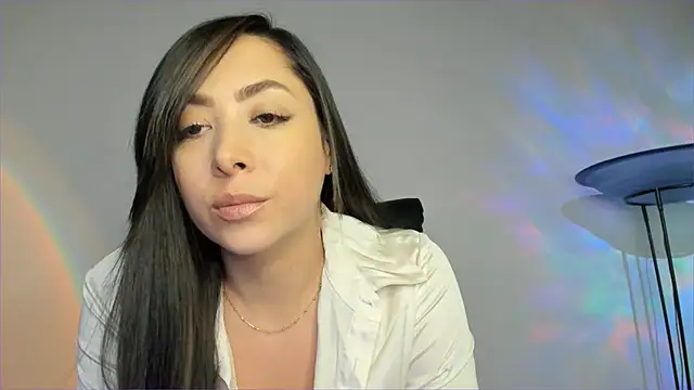 Snapshot of Mila__Paramo chatting on 30, 9, 2025 Mila Paramo online show from 30, 9, 2025