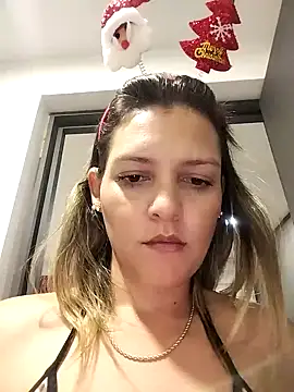 Snapshot of Mia_Hampton chatting on 23, 12, 2024 Mia Hampton online show from 23, 12, 2024