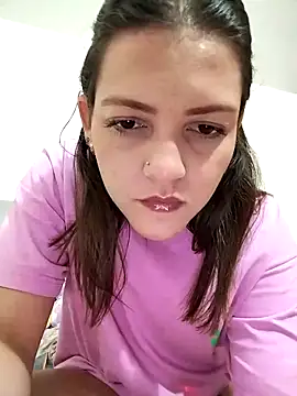 Snapshot of Mia_Hampton chatting on 5, 3, 2025 Mia Hampton online show from 5, 3, 2025