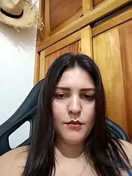 Snapshot of Mia_Hampton chatting on 19, 9, 2025 Mia Hampton online show from 19, 9, 2025