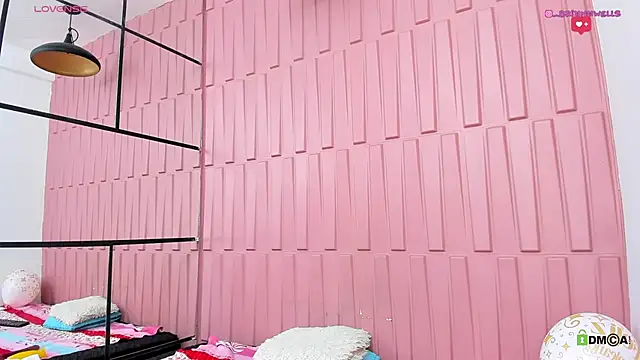 Briana Wells  online show from 21, 12, 2024