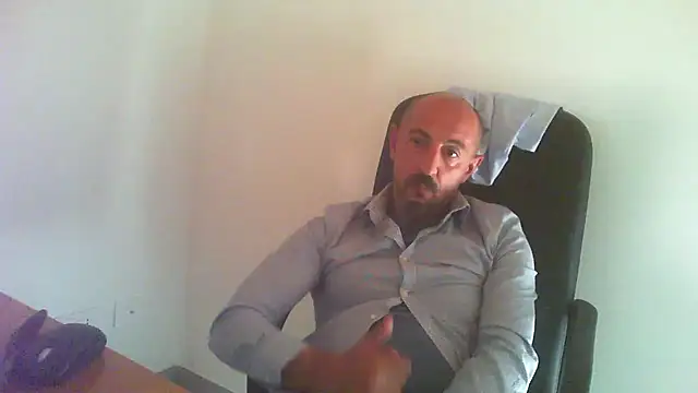 Snapshot of MzSardo chatting on 9, 6, 2026 MzSardo online show from 9, 6, 2026