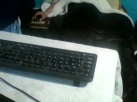 Snapshot of malekon76 chatting on 25, 9, 2025 malekon76 online show from 25, 9, 2025