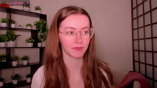 KateCuddle online show from 14, 5, 2026