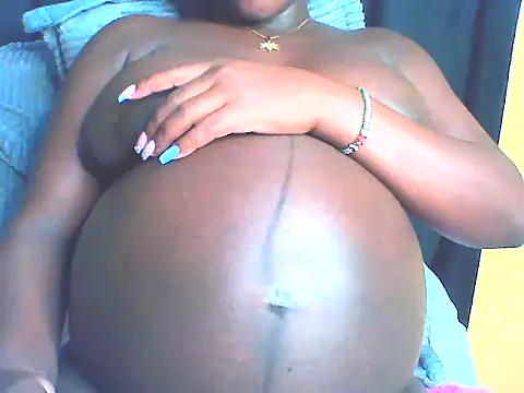 Snapshot of EboniesBelle chatting on 25, 6, 2026 EboniesBelle online show from 25, 6, 2026